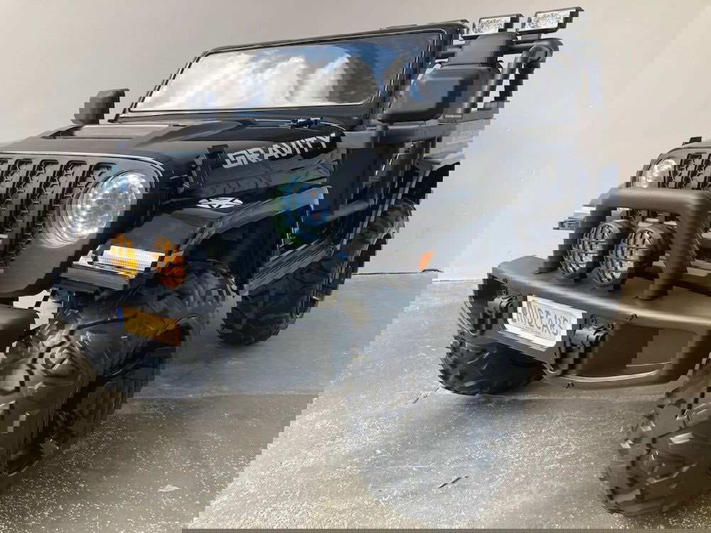 Elektrische kinderjeep Gravity zwart 12 volt - RideCars