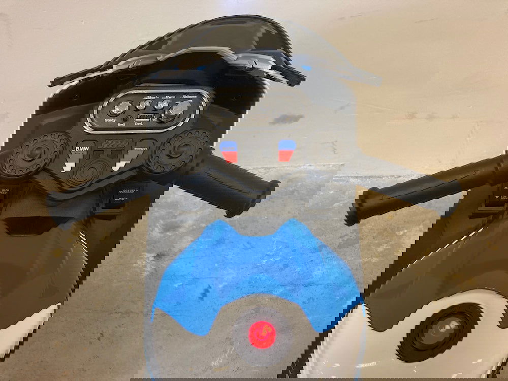 Elektrische kindermotor BMW HP4 mini trike - RideCars