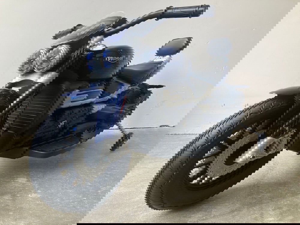 Elektrische kindermotor Triumph Rocket 12 volt - RideCars