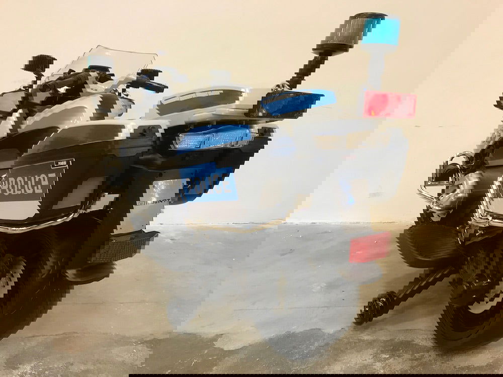 Kindermotor elektrisch 12 volt politie BMW R 1200 - RideCars