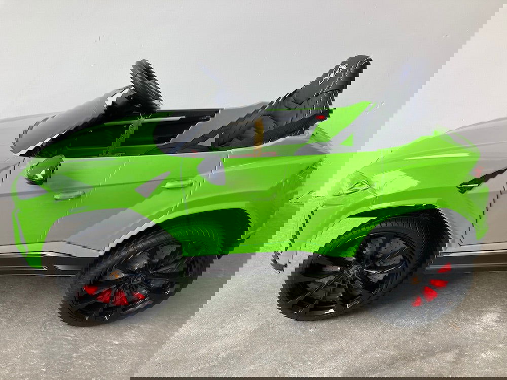Accu kinderauto Lamborghini Urus groen 12 volt - RideCars