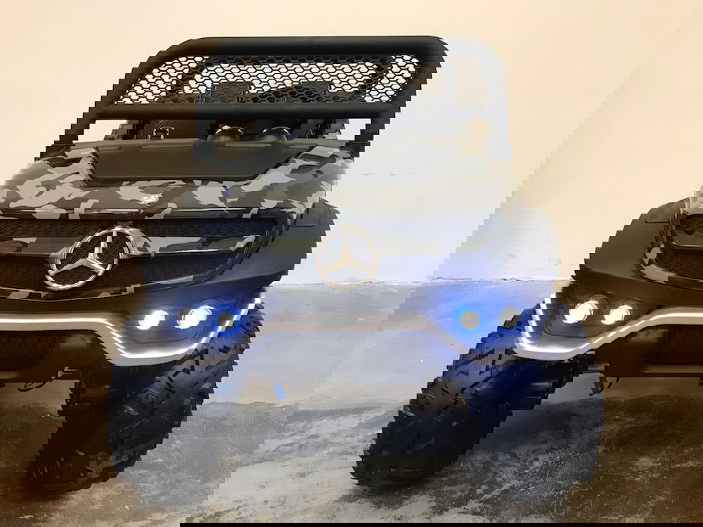 Accu kinderauto Mercedes Unimog 4x4 twee persoons camouflage kleur - RideCars