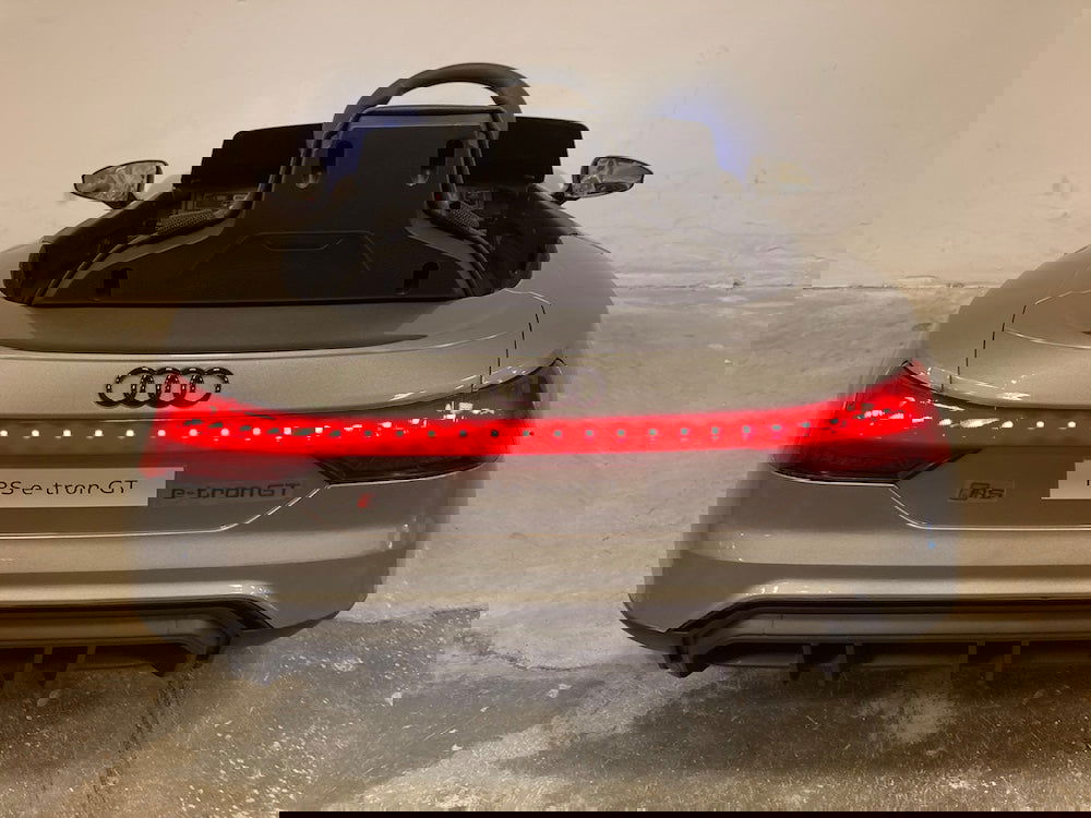 Audi E-tron GT accu kinderauto zilver 12 volt 4x4 - RideCars