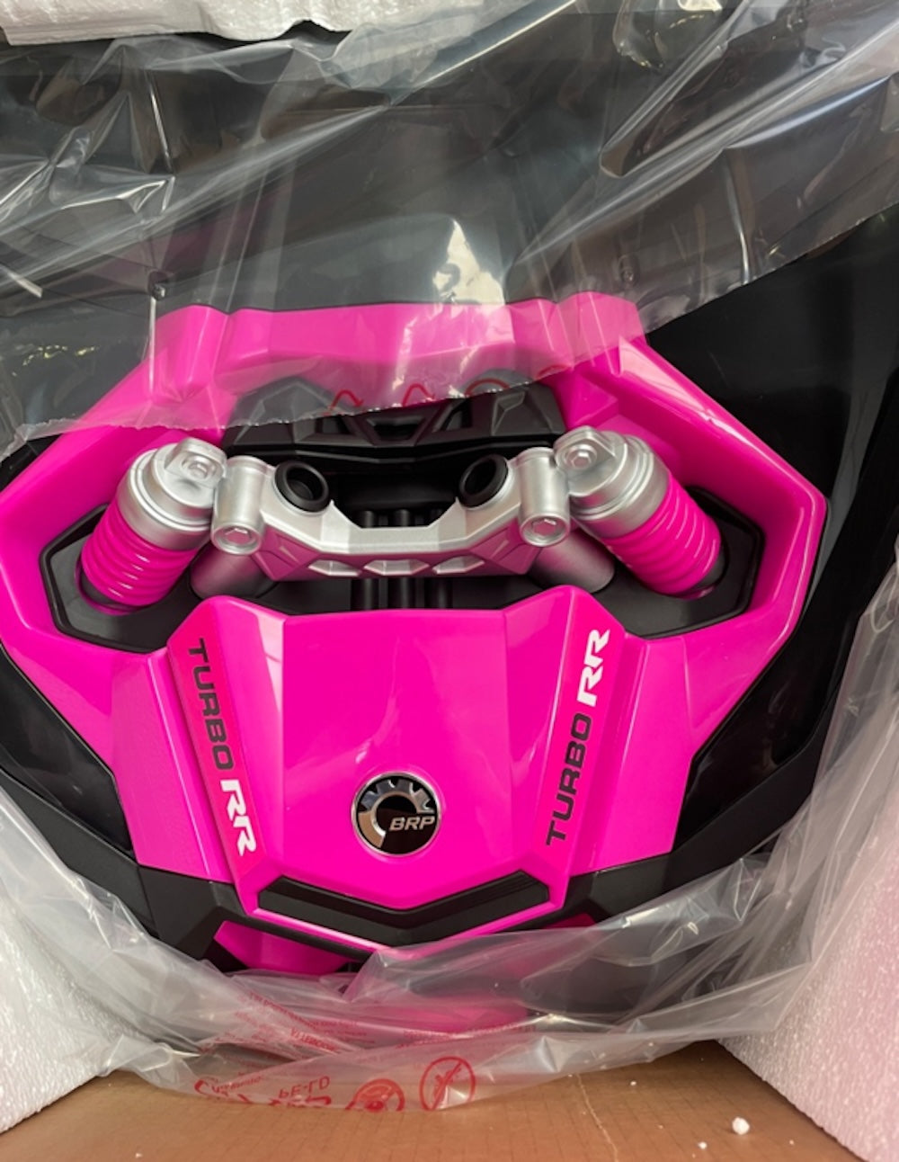 Can-Am Maverick  kinderbuggy 24V 4WD +videoscherm 2 persoons roze