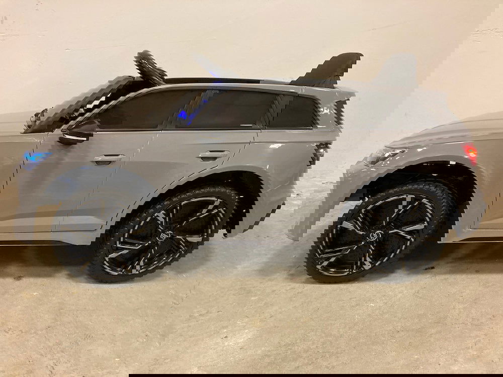 Elektrische kinderauto Audi RS6 grijs 12 volt - RideCars