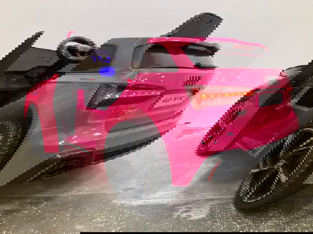 Elektrische kinderauto Audi RS6 roze 12 volt - RideCars