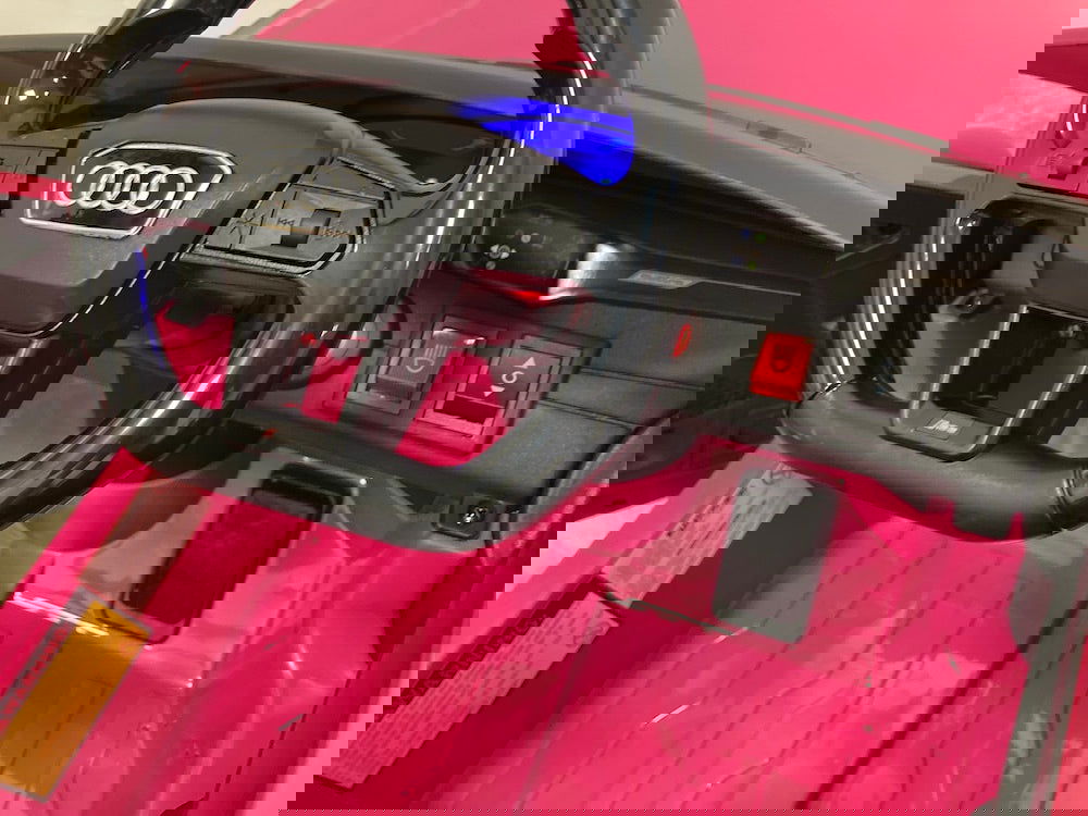 Elektrische kinderauto Audi RS6 roze 12 volt - RideCars