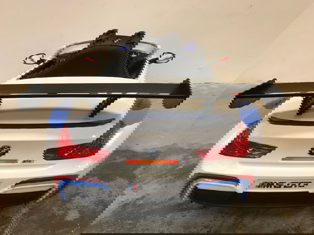Elektrische kinderauto BMW M6 GT3 12 volt - RideCars