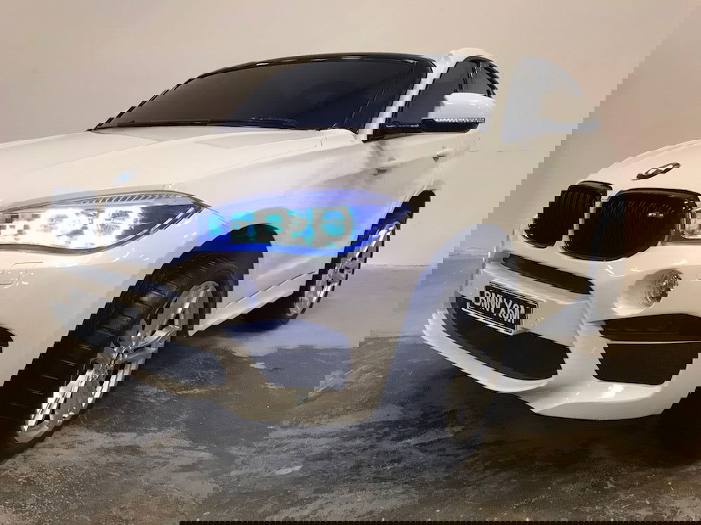 Elektrische kinderauto BMW X6 twee persoons wit - RideCars