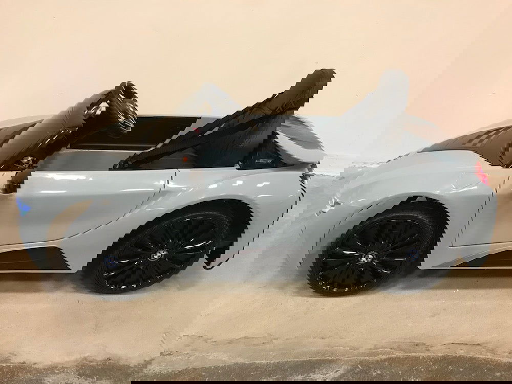 Elektrische kinderauto BMW i8 - 12 volt softstart 2.4G - blauw - RideCars