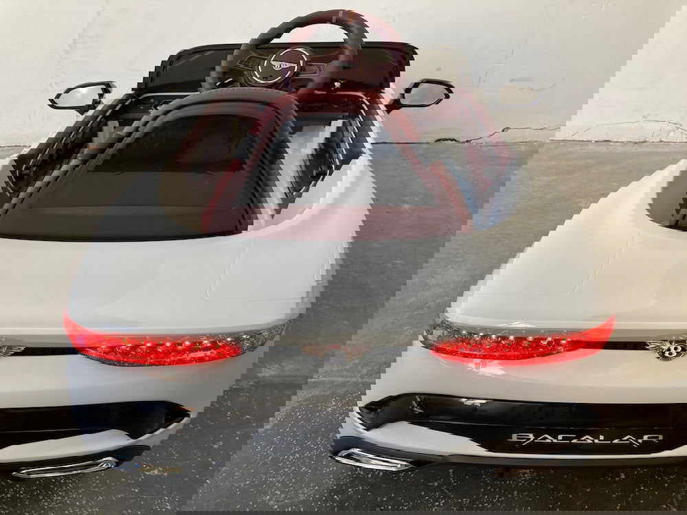 Elektrische kinderauto Bentley Bacalar 12 volt wit - RideCars