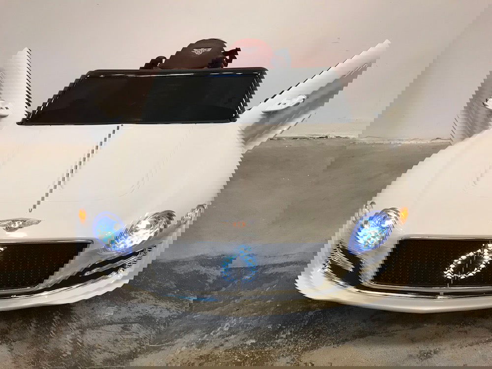 Elektrische kinderauto Bentley EXP 12 vleugeldeuren wit 12 volt 2.4G RC - RideCars