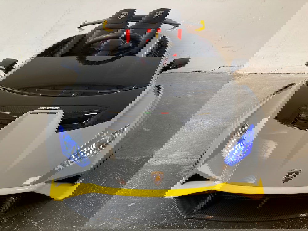 Elektrische kinderauto Lamborghini Huracan STO drift grijs - RideCars