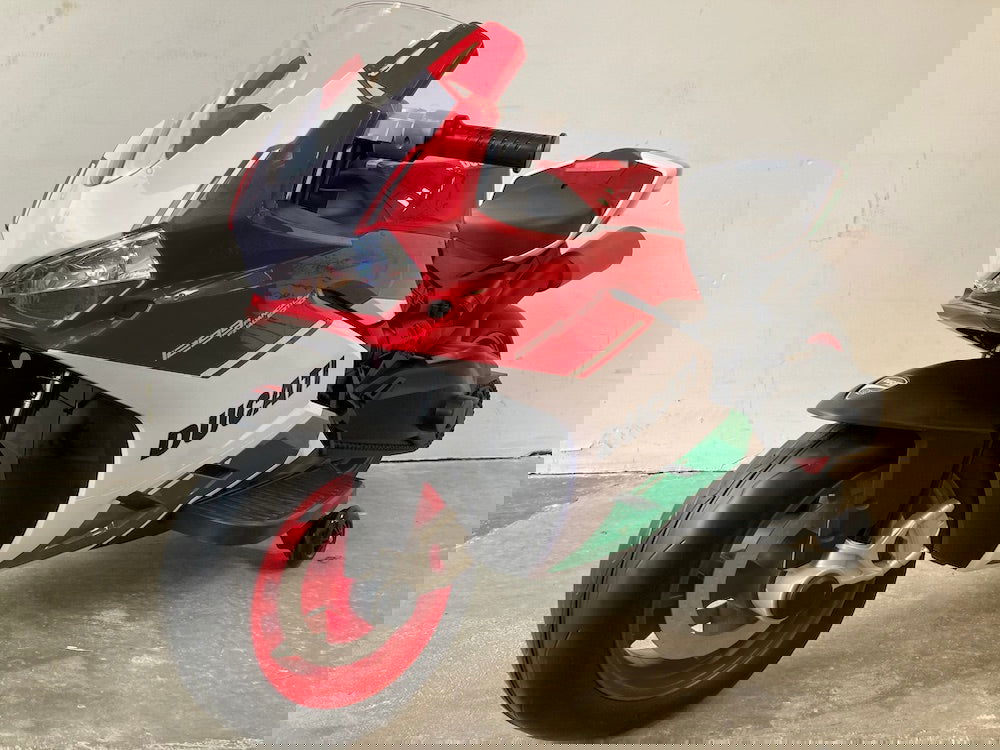 Elektrische kindermotor Ducati Panigale 12 volt - RideCars