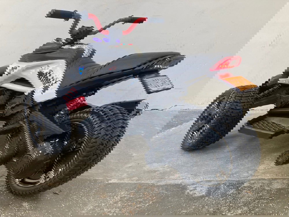 Elektrische kindermotor Spyder 12 volt Politie - RideCars