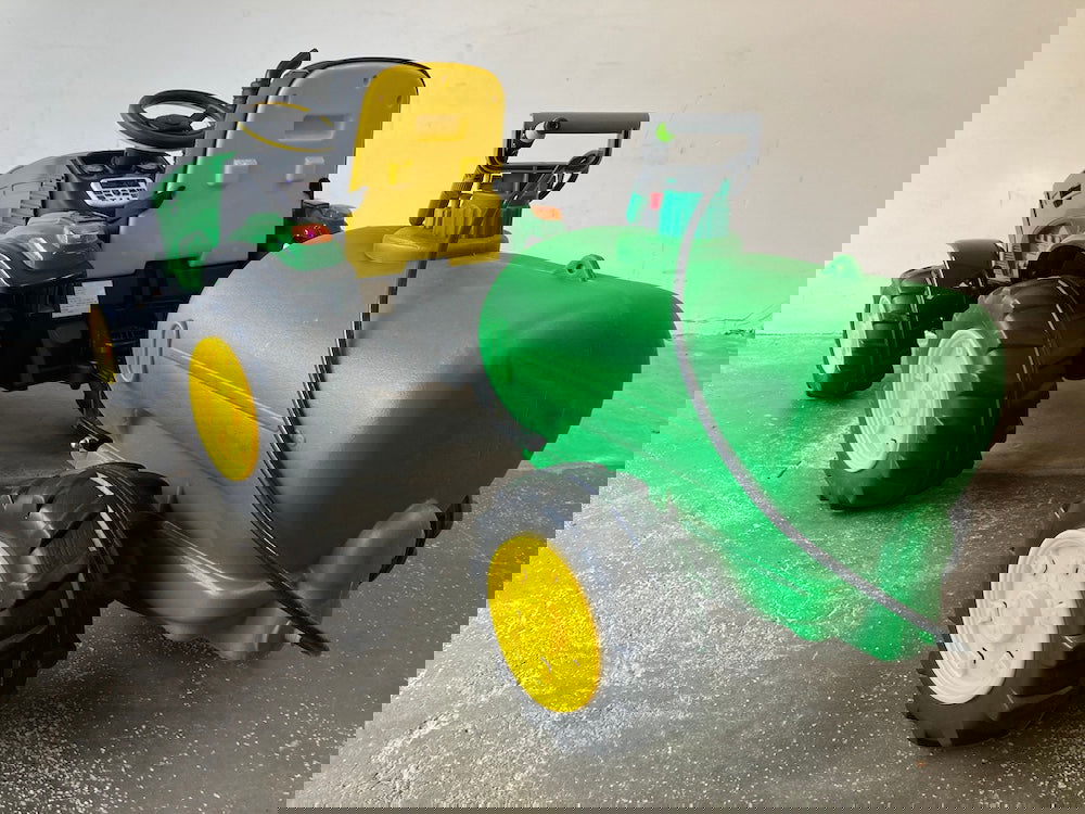 Elektrische kindertractor met watertank 12 volt - RideCars
