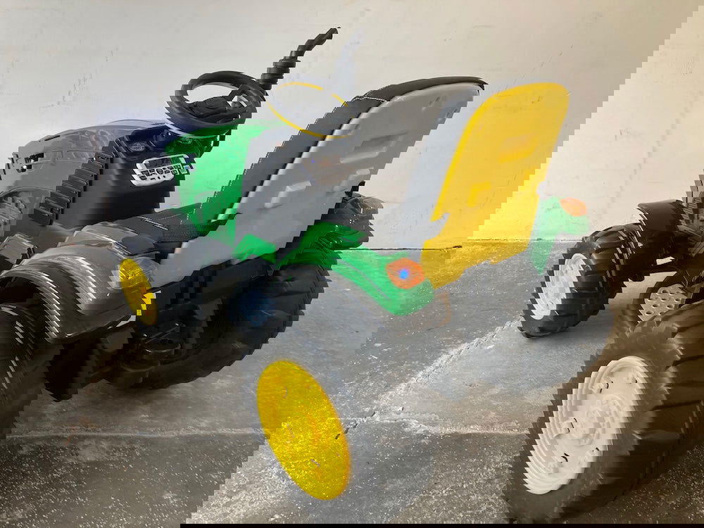 Elektrische kindertractor met watertank 12 volt - RideCars