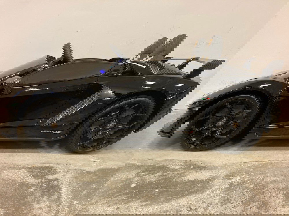 Kinderauto Lamborghini Aventador zwart twee persoons 24 volt drift - RideCars