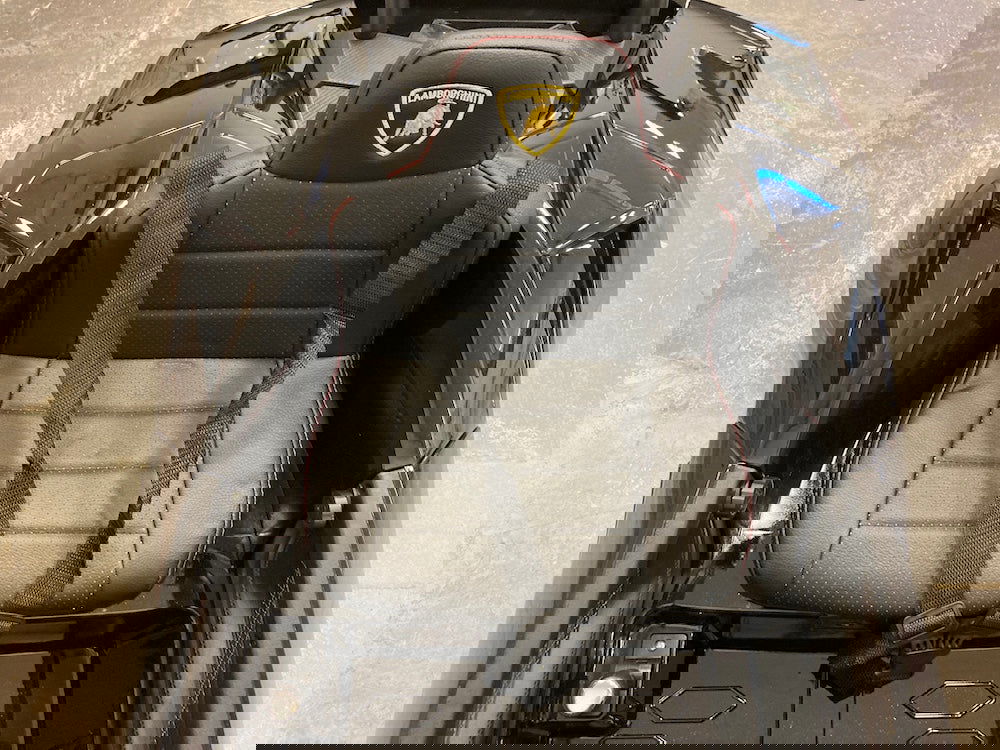 Kinderauto Lamborghini Huracan 12 volt zwart - RideCars