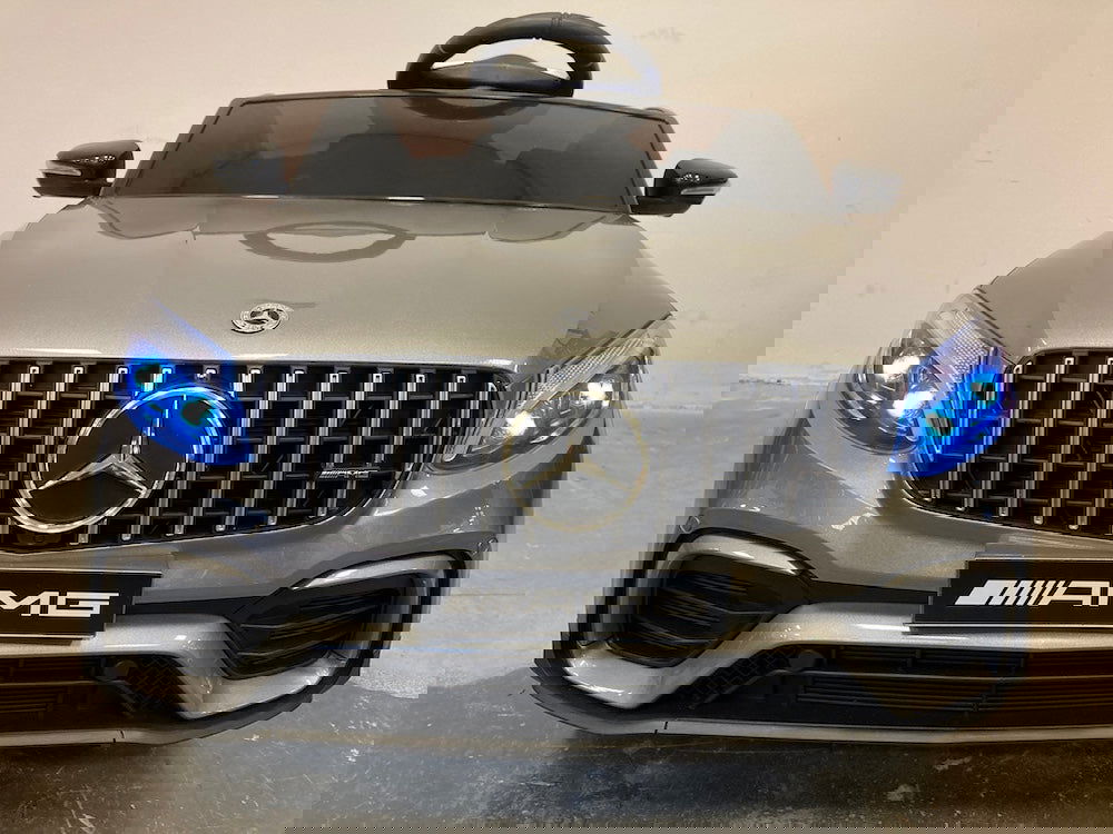 Mercedes GLC 63 kinderauto zilver metallic 1 persoons 4x4 - RideCars