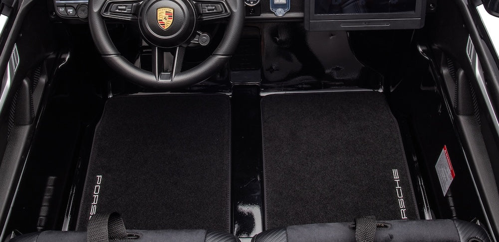 Porsche elektrische kinderauto | 911 GT3 24V twee persoons zwart metallic 7 inch scherm