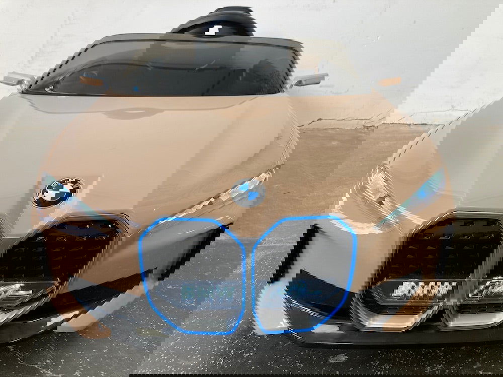 bestuurbare auto kind BMW i4 12 volt - RideCars
