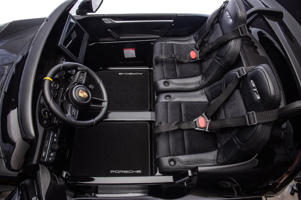 Porsche elektrische kinderauto | 911 GT3 24V twee persoons zwart metallic 7 inch scherm