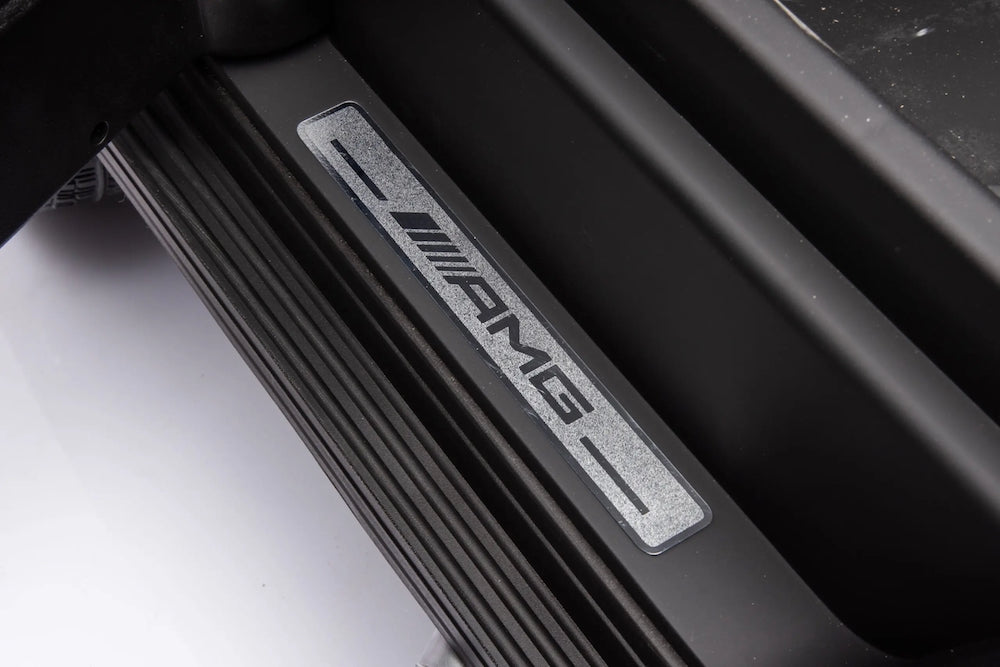 elektrische kinderauto Mercedes G63 XL 24V 4WD mat zwart