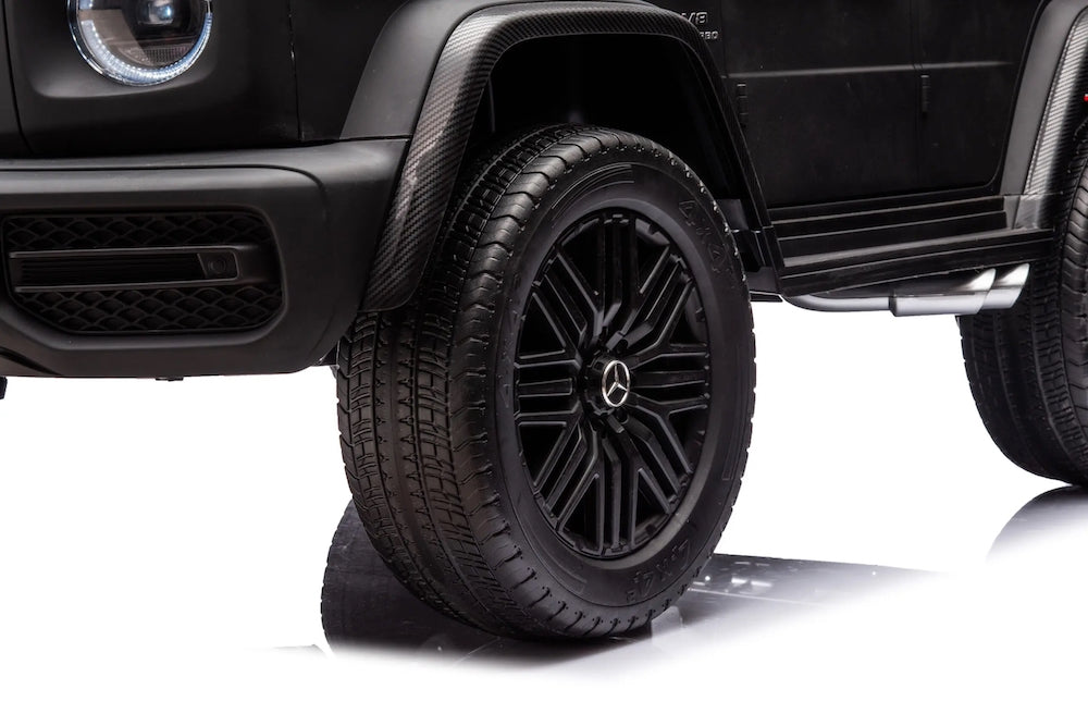 elektrische kinderauto Mercedes G63 XL 24V 4WD mat zwart wiel