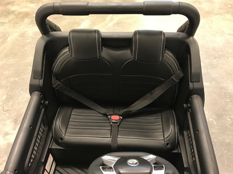 Speelgoed auto kind Mercedes Unimog twee persoons mat zwart (6103173890206)