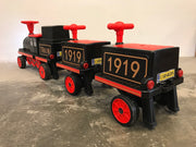 Elektrische kinder trein twee wagons