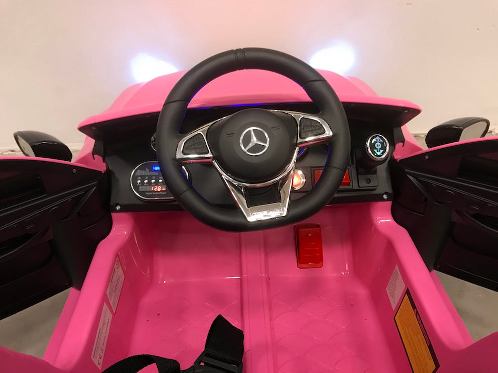 baby auto kind Mercedes C63 roze 12 volt (4553332129927)