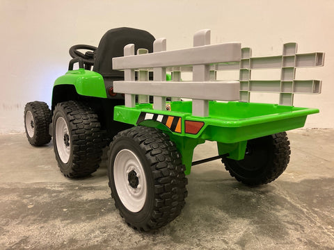Elektrische kinder tractor met aanhanger groen